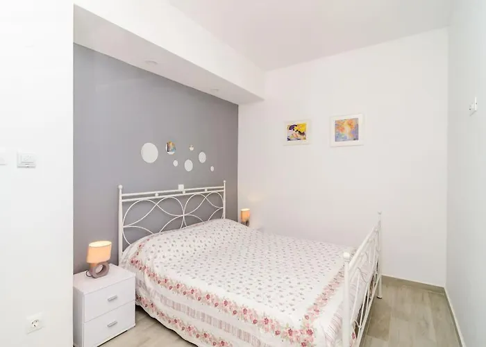 Appartement Sea View 10 Minutes Walk From Old